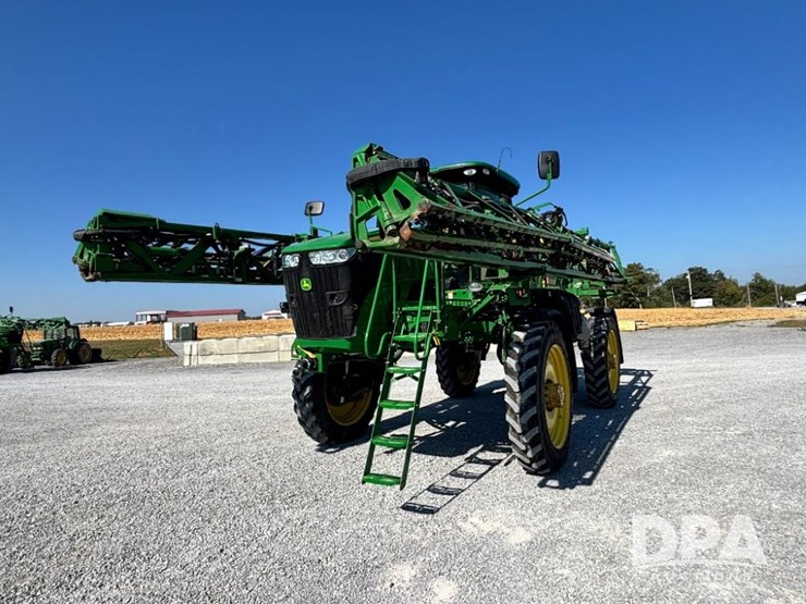 2014-john-deere-r4038-image-24