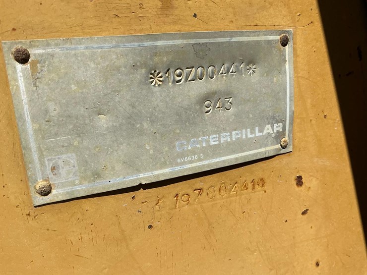 caterpillar-943-image-33