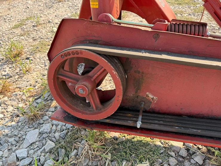 new-holland-617-image-13