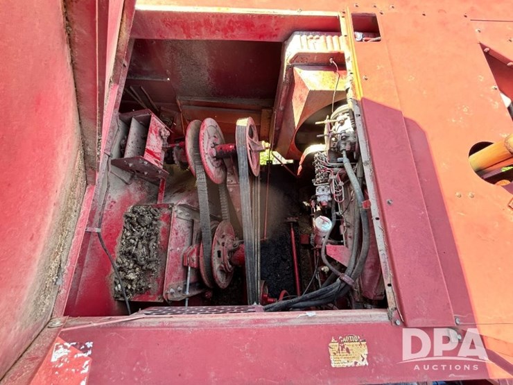 case-ih-1680-image-56