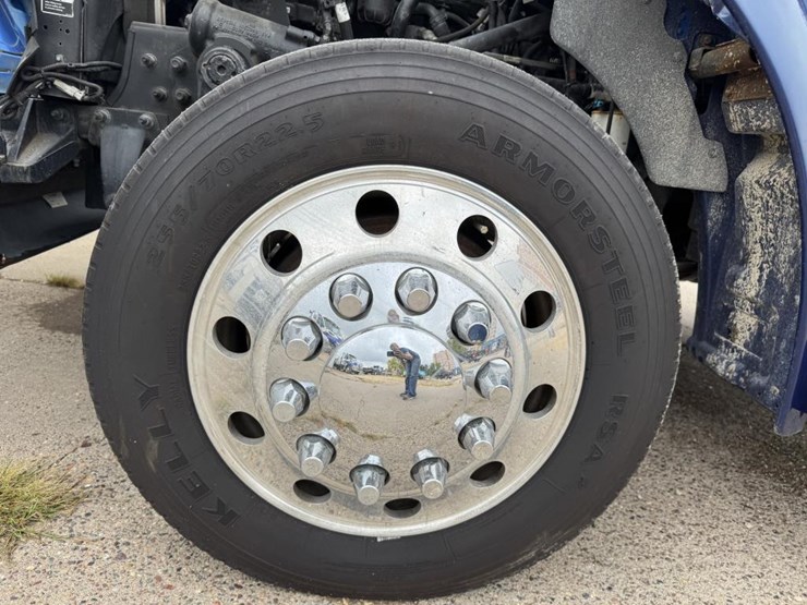 2019-kenworth-t270-image-101