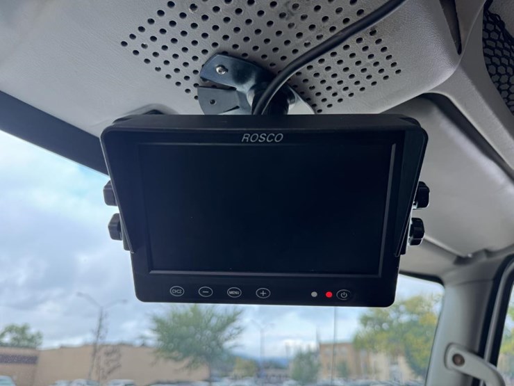 2017-international-durastar-4300-image-54