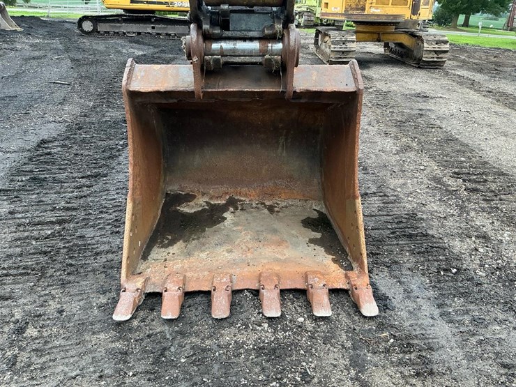 2007-john-deere-270-image-14