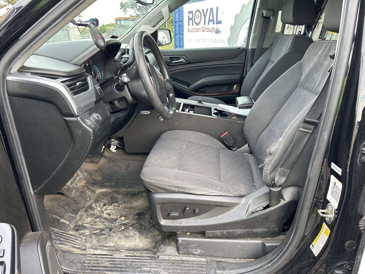 2019-chevrolet-tahoe-image-12