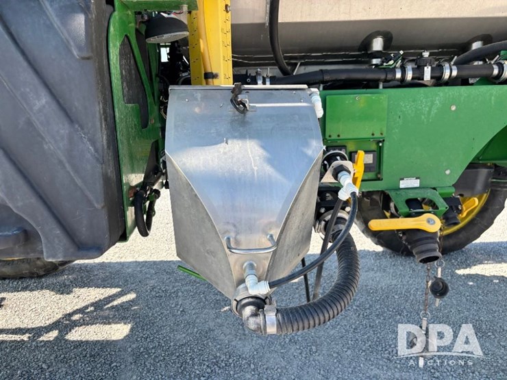 2017-john-deere-r4038-image-53