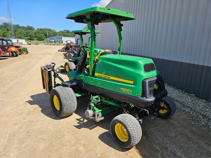 john-deere-7500-image-10