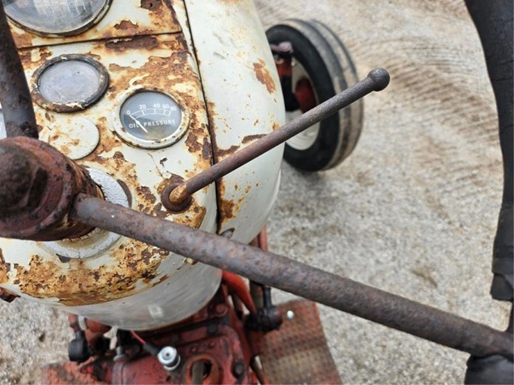 2017-ford-tractor-image-21