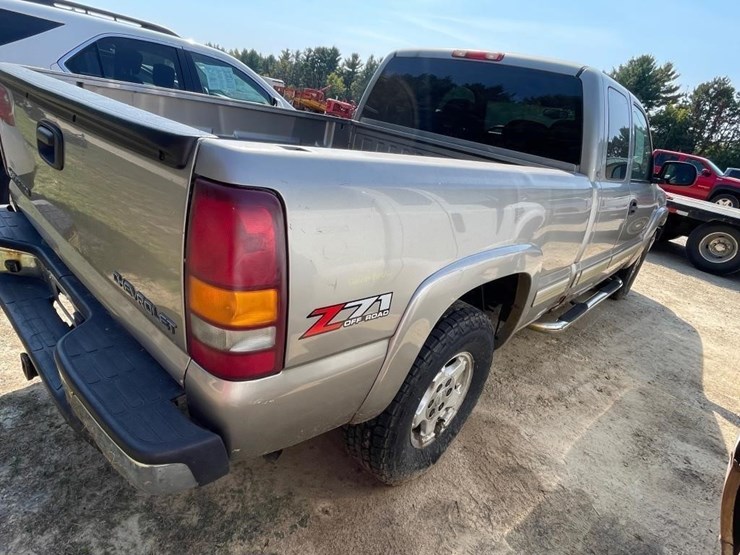 2002-chevrolet-1500-image-5