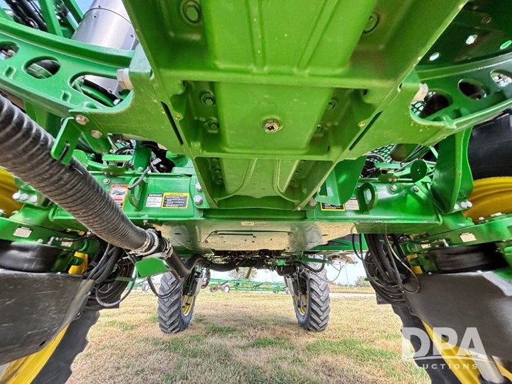 2019-john-deere-r4045-image-28