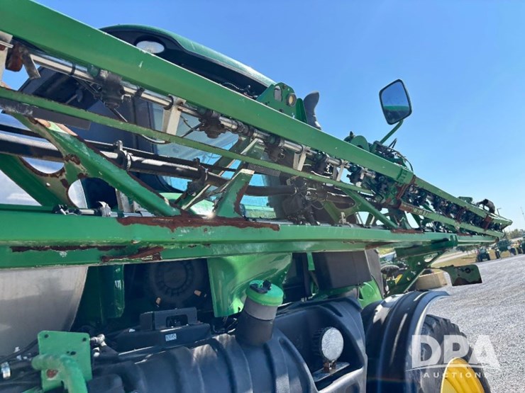 2017-john-deere-r4038-image-116