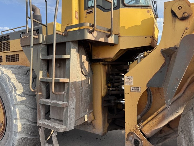 komatsu-wa600-image-46
