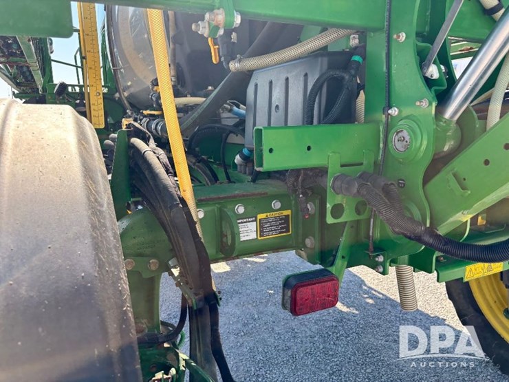 2017-john-deere-r4038-image-60