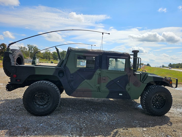 1989-am-general-m998-image-16