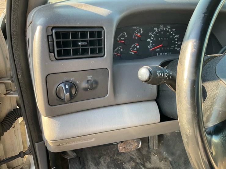 1999-ford-f550-image-63