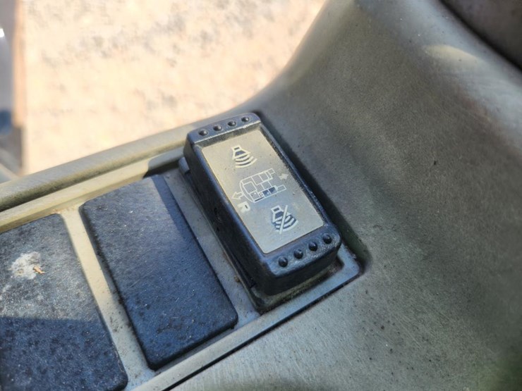 deere-160g-lc-image-50