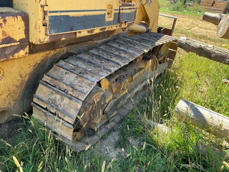 caterpillar-943-image-21