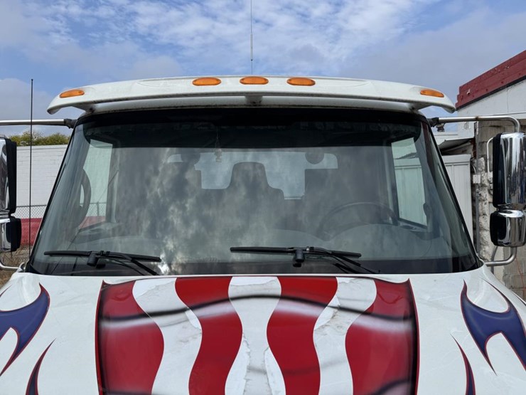 2006-international-durastar-4300-image-8