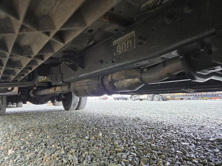 2009-ford-f550-image-38