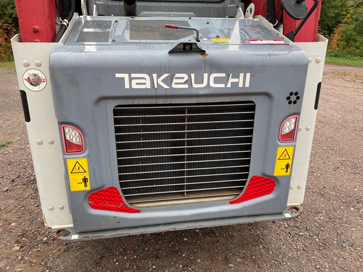 2020-takeuchi-tl10v2-image-21