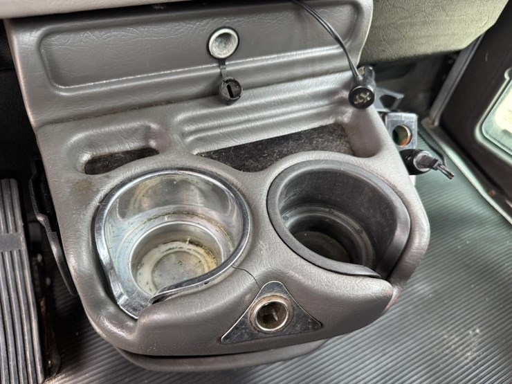 2019-kenworth-t270-image-70