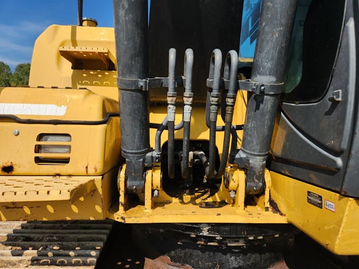 deere-160g-lc-image-23