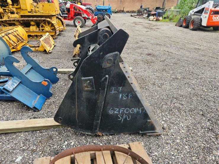 caterpillar-it18f-image-6