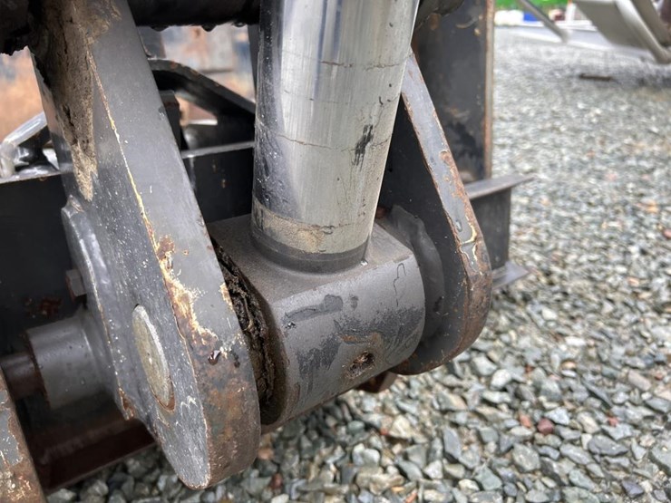 new-holland-m459-image-26