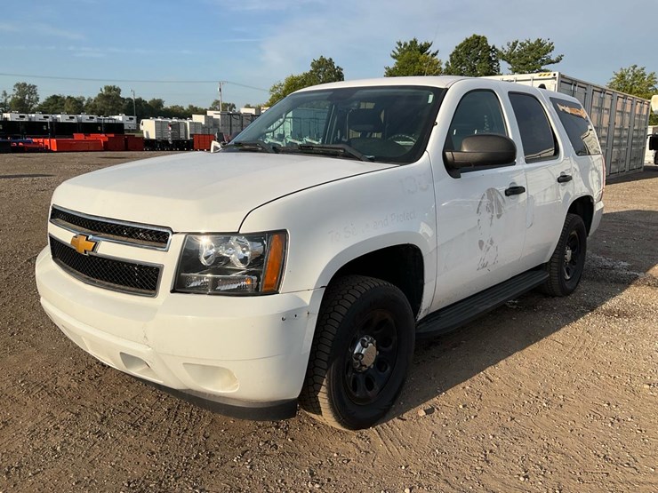 2014-chevrolet-tahoe-image-1