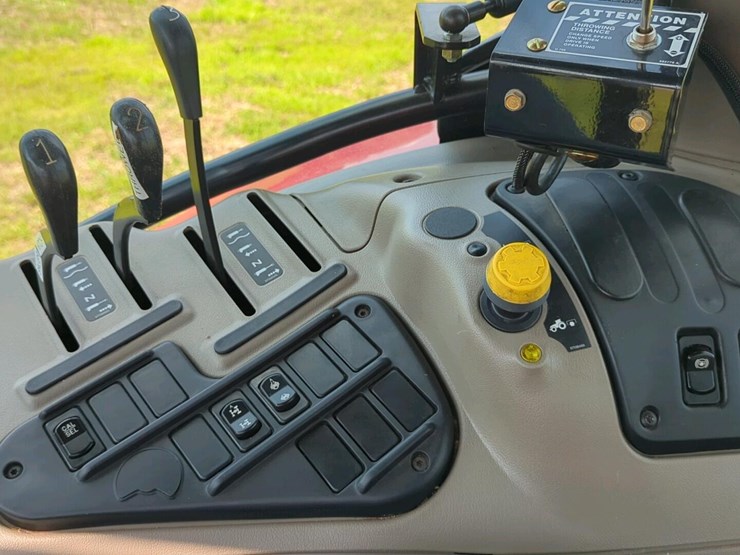 case-ih-maxxum-125-image-31
