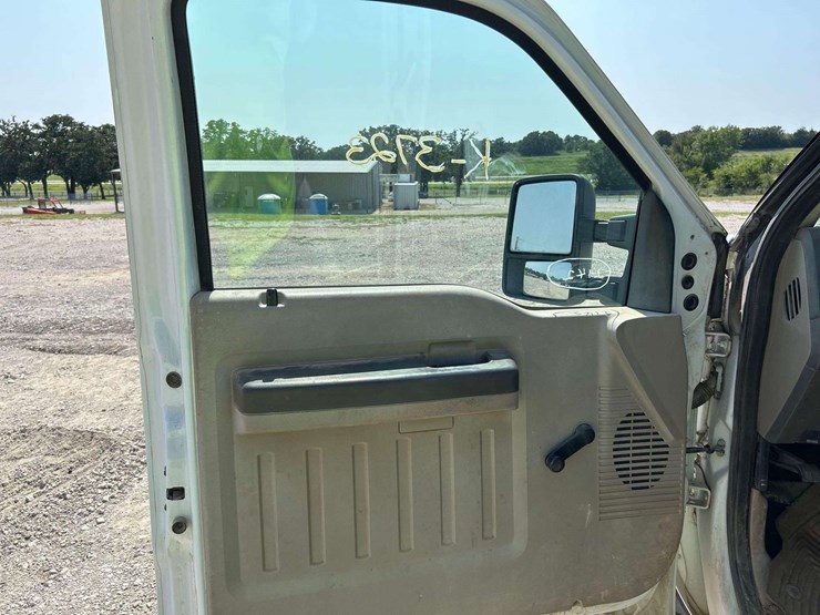 2008-ford-f450-image-10