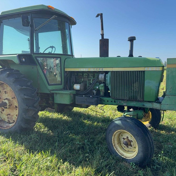 JOHN DEERE 4230