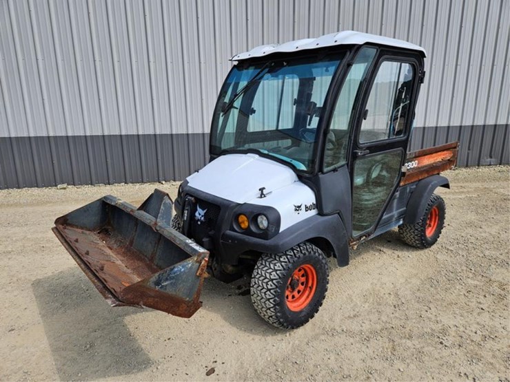 bobcat-2300-image-1