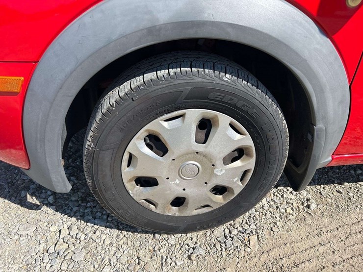 2013-ford-transit-connect-image-21
