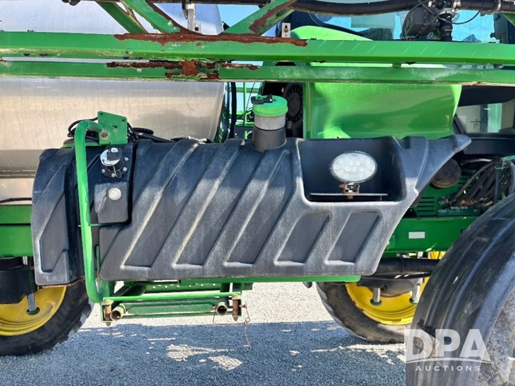 2017-john-deere-r4038-image-85
