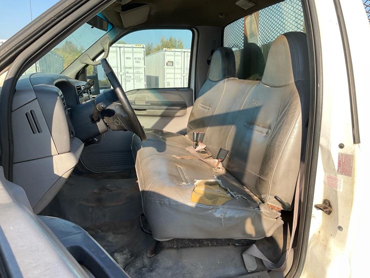 1999-ford-f550-image-59