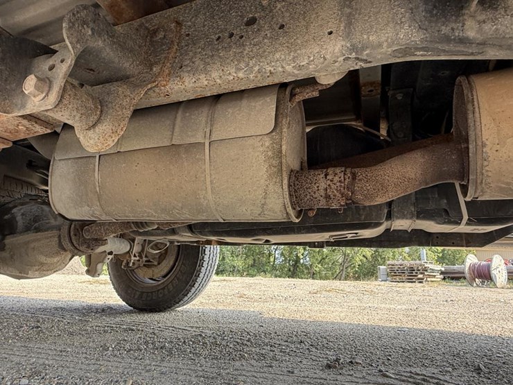 2013-ford-f350-image-40