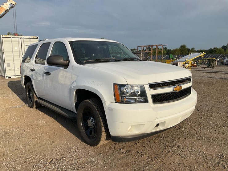 2014-chevrolet-tahoe-image-7