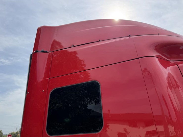 2014-international-prostar-image-27