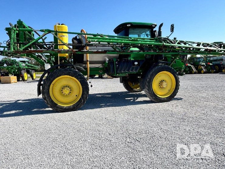 2017-john-deere-r4038-image-5