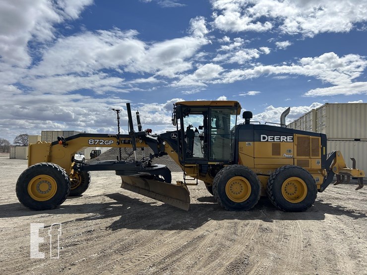 2018-deere-872gp-image-8