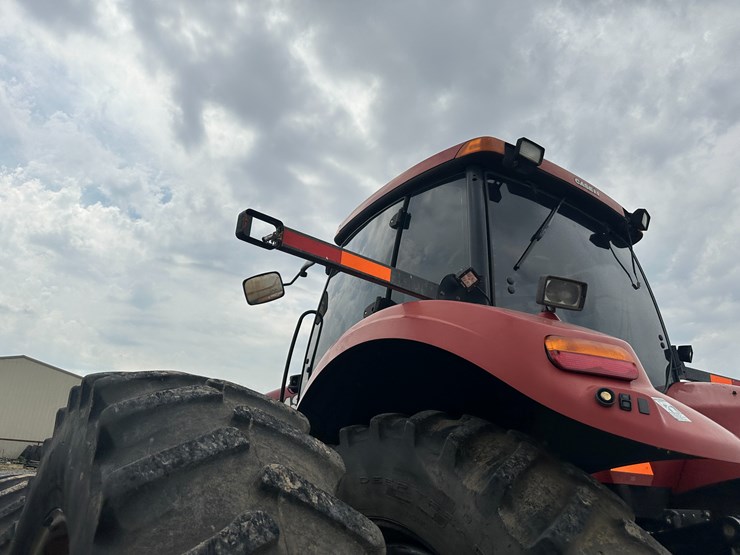 case-ih-340-image-26