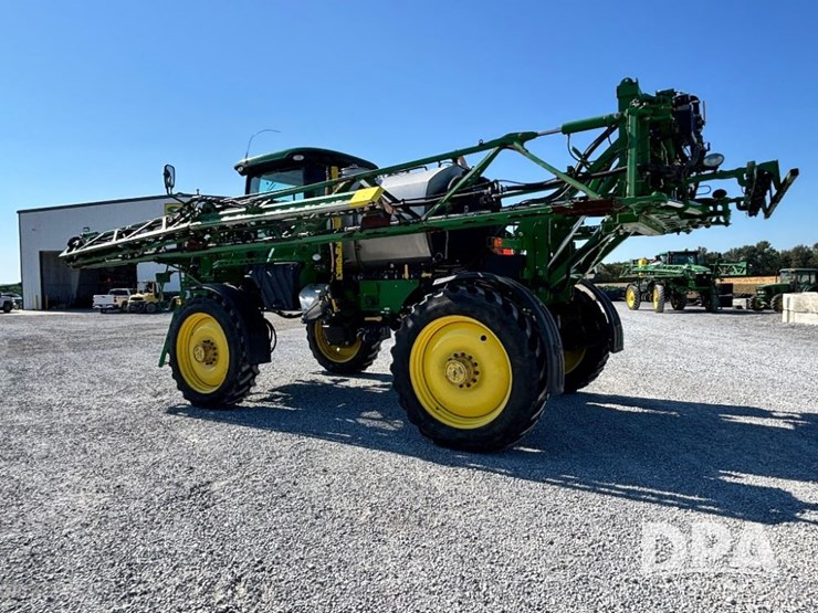 2014-john-deere-r4038-image-18