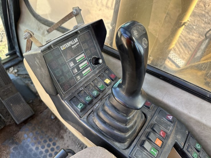 2001-caterpillar-m320-image-42