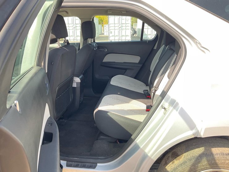 2010-chevrolet-equinox-ls-image-66