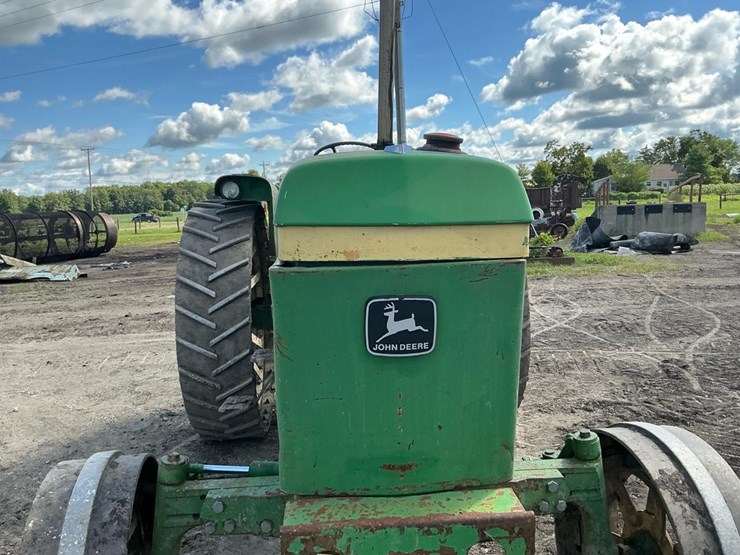 john-deere-2940-image-11