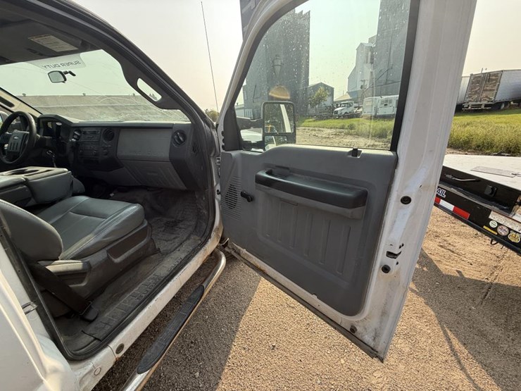 2013-ford-f350-image-59