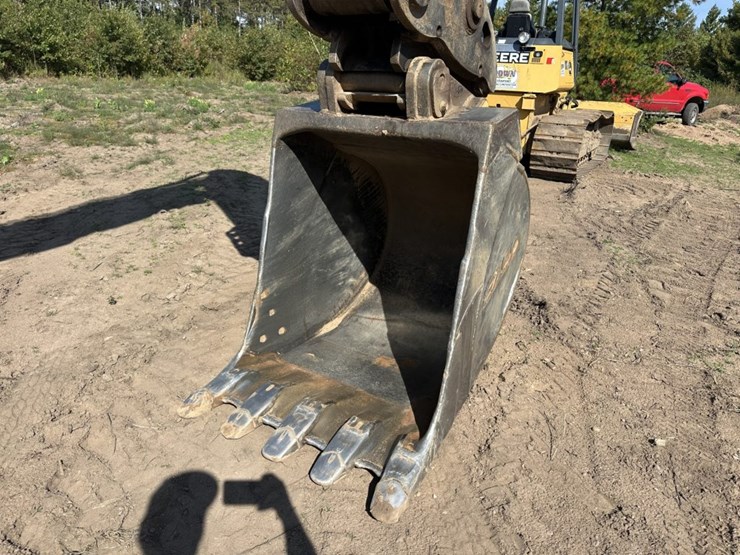 2001-caterpillar-m320-image-16