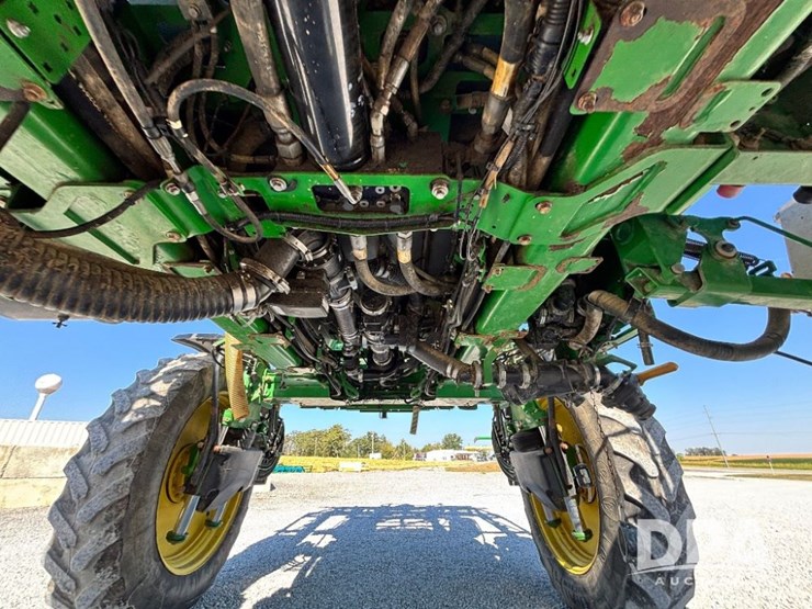 2017-john-deere-r4038-image-30