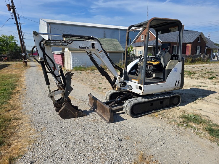 2003-bobcat-328d-image-5
