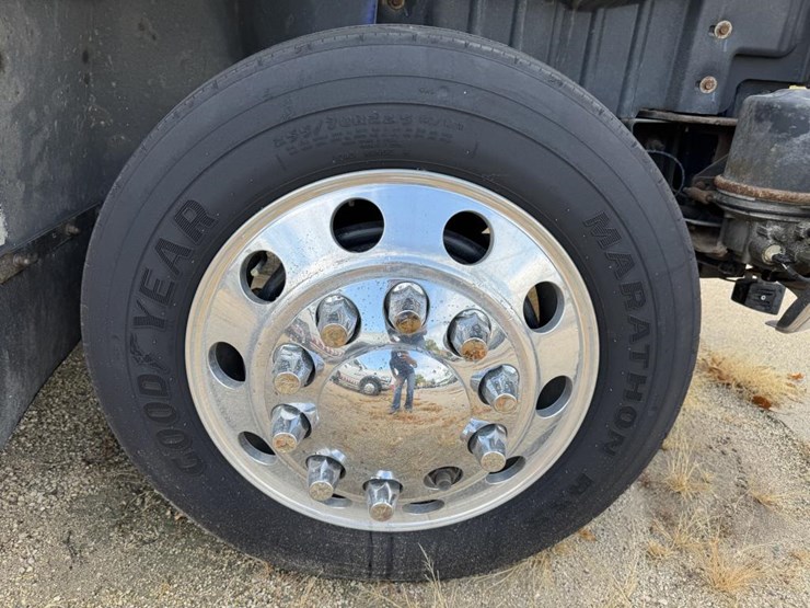 2017-international-durastar-4300-image-74